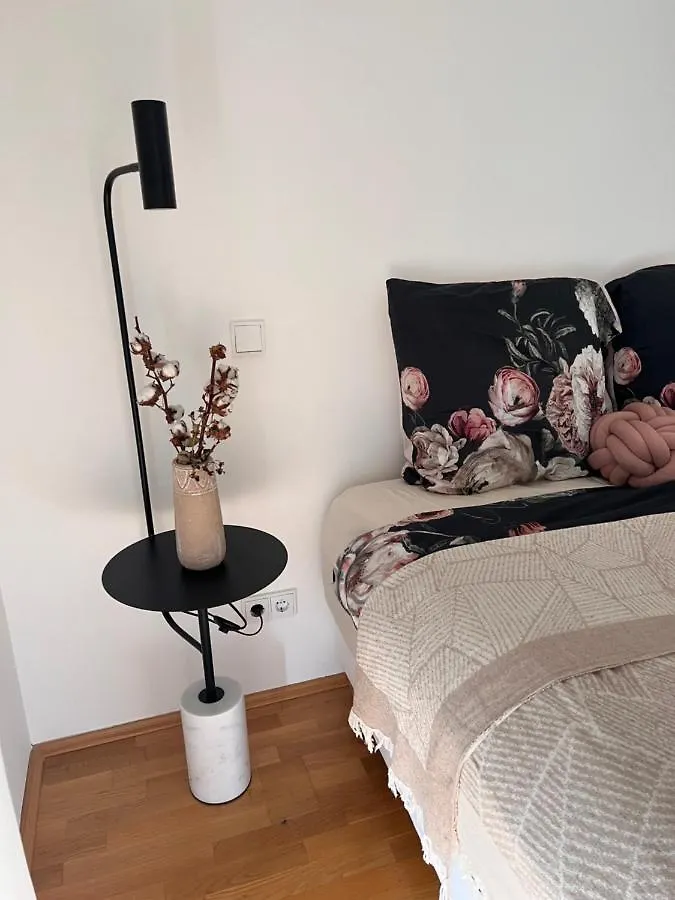 Modern 2-Room Apartment In The Heart Of Munich